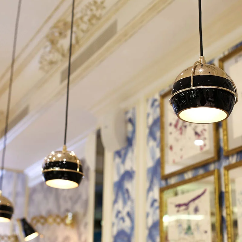 Black widow pendant lamp