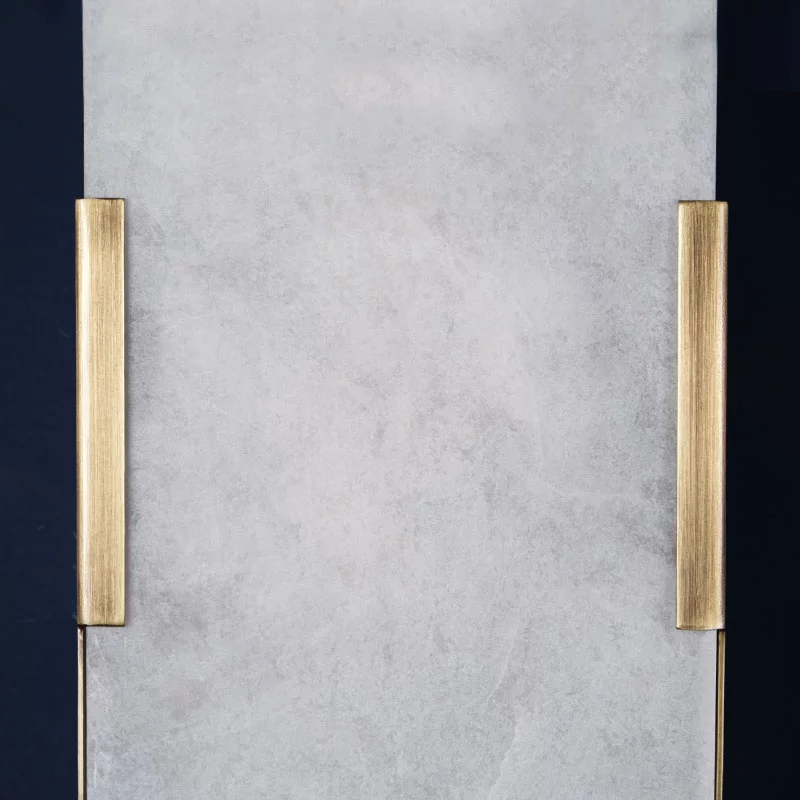 Dahlia alabaster wall lamp
