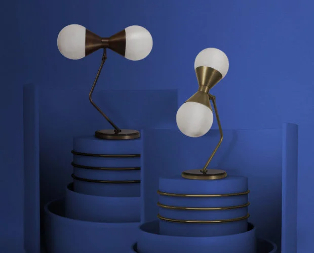 Classic blue pieces to light up your décor