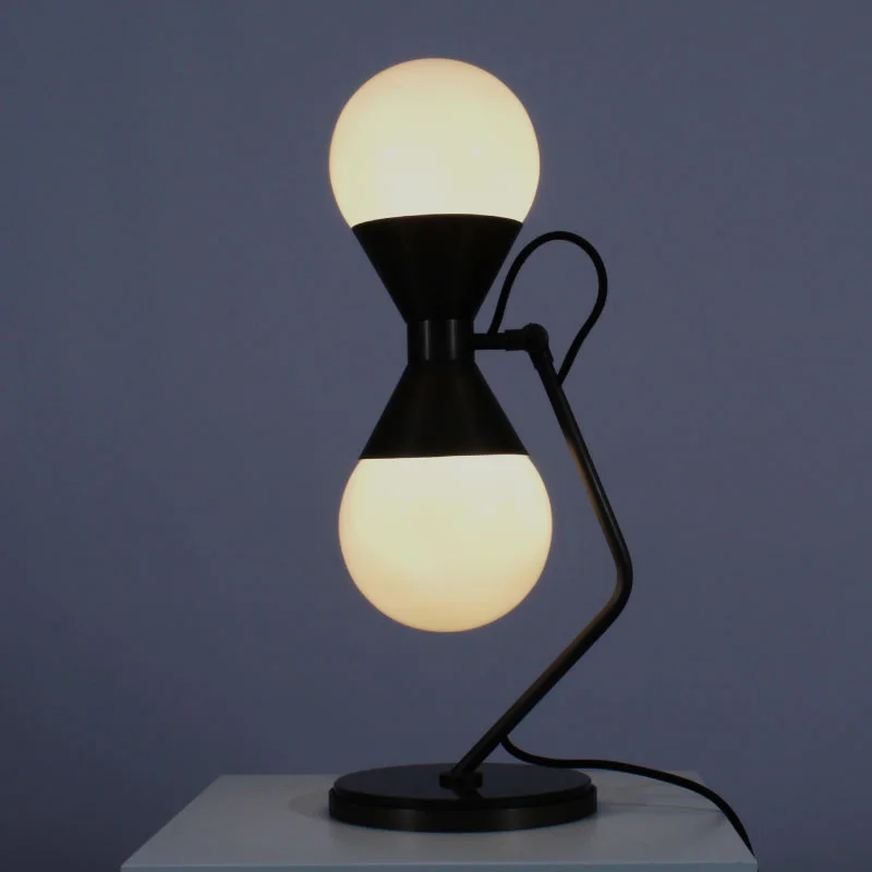 Nomad table lamp
