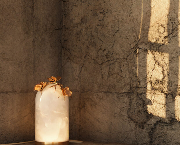 Monarch Table Lamp